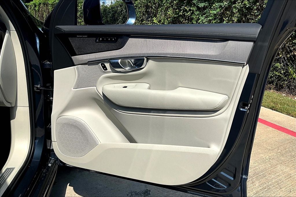 2026 Volvo XC90 B6 Ultra