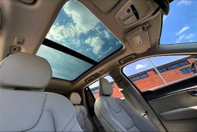 2026 Volvo XC90 B6 Ultra