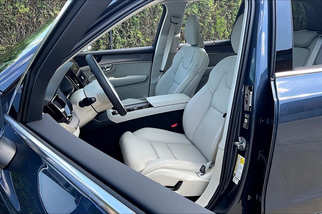 2026 Volvo XC90 B6 Ultra