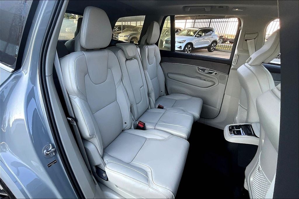 2026 Volvo XC90 B6 Ultra