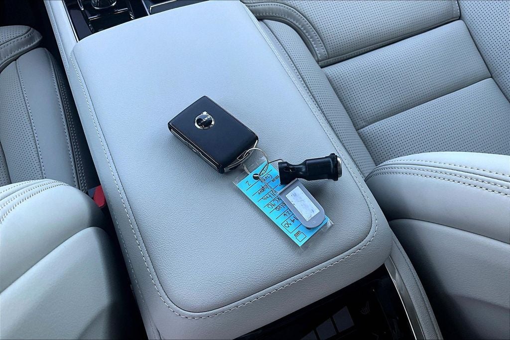 2026 Volvo XC90 B6 Ultra