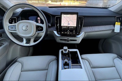 2026 Volvo XC90 B6 Ultra