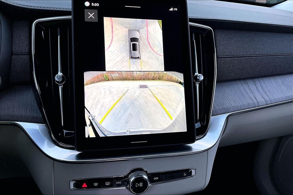 2026 Volvo XC90 B6 Ultra