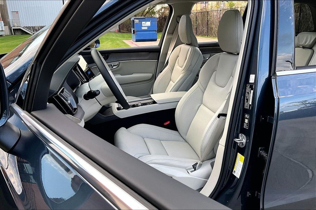 2026 Volvo XC90 B6 Ultra