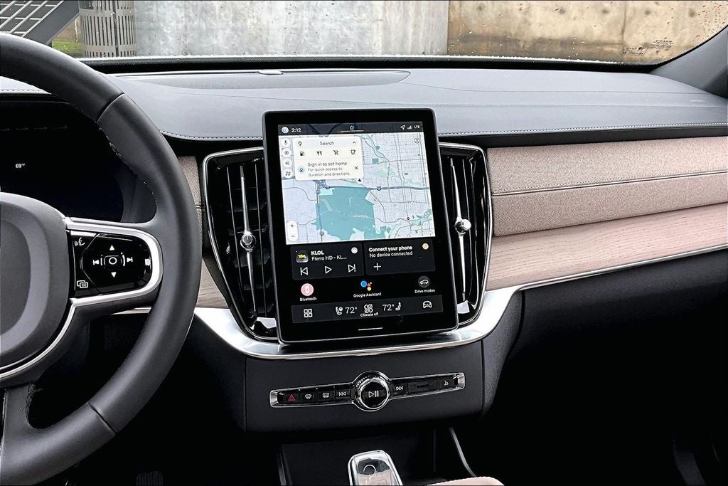 2026 Volvo XC90 B6 Core