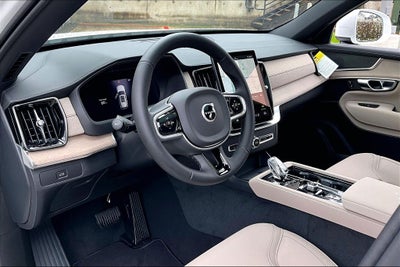 2026 Volvo XC90 B6 Core