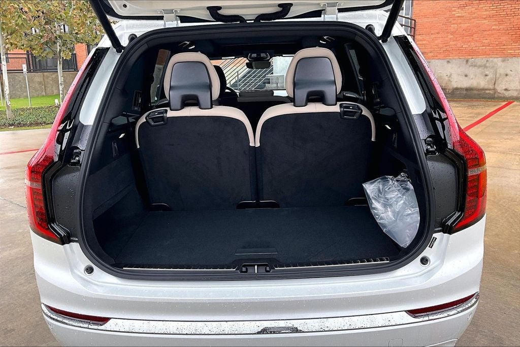 2026 Volvo XC90 B6 Core