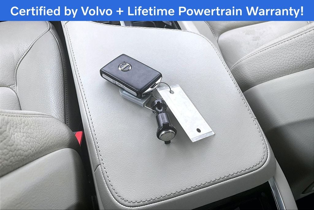 2023 Volvo XC90 B6 Core