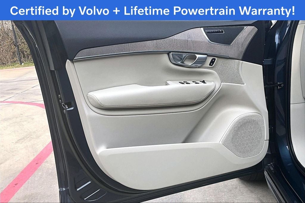 2023 Volvo XC90 B6 Core