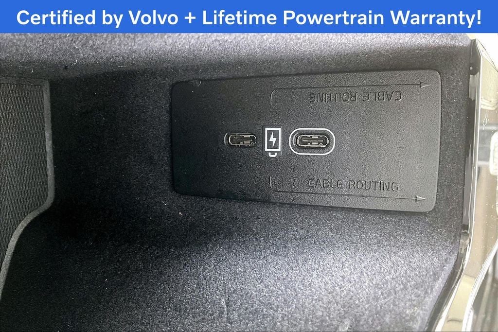 2023 Volvo XC90 B6 Core