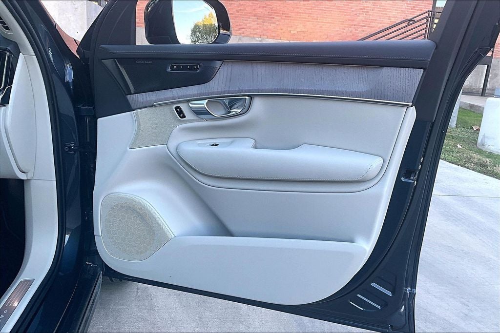 2026 Volvo XC90 B6 Ultra