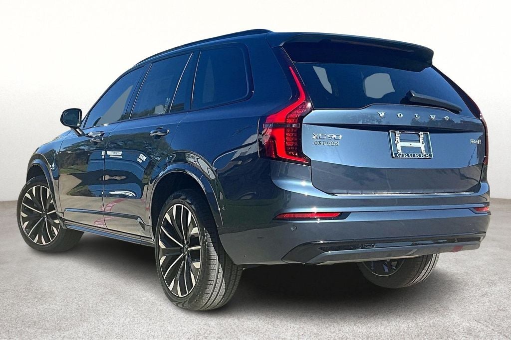 2026 Volvo XC90 B6 Ultra