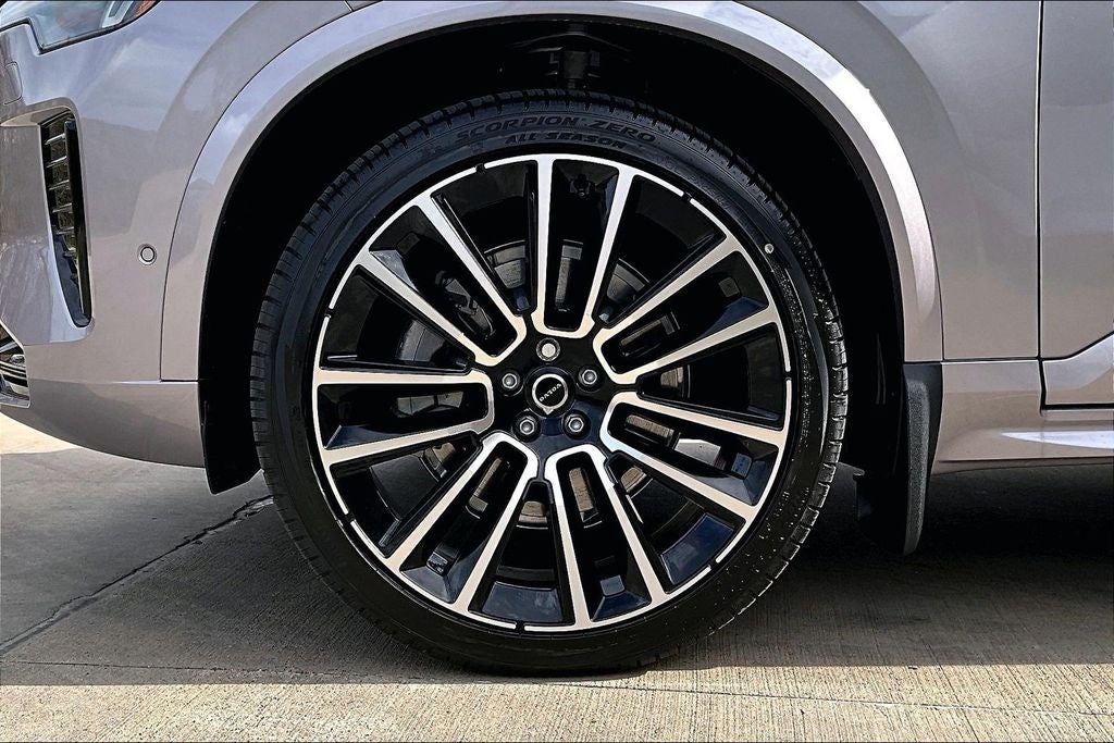 2026 Volvo XC90 B6 Ultra