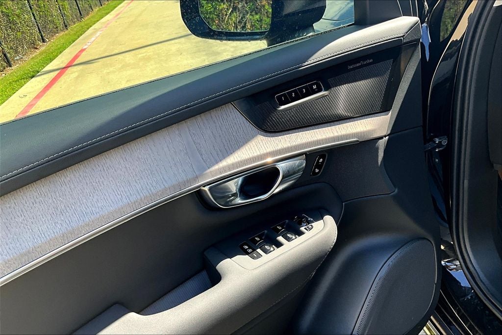 2026 Volvo XC90 B6 Ultra