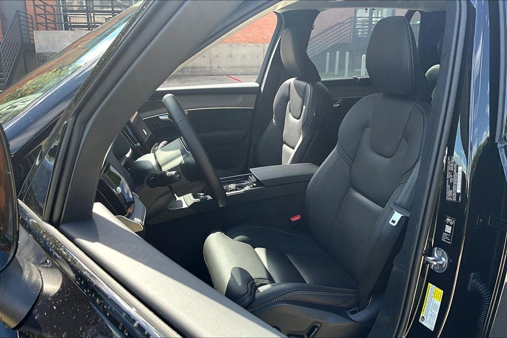 2026 Volvo XC90 B6 Ultra