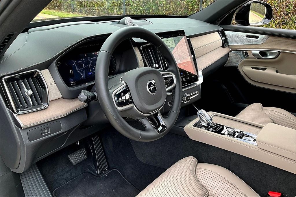 2026 Volvo XC90 B6 Ultra