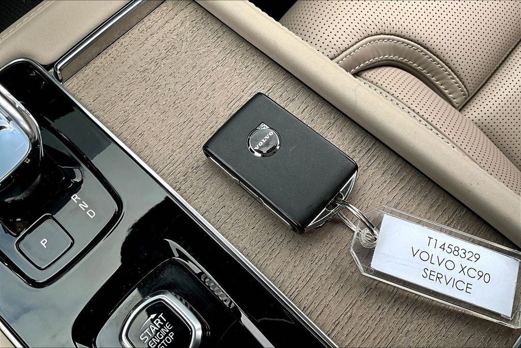 2026 Volvo XC90 B6 Ultra