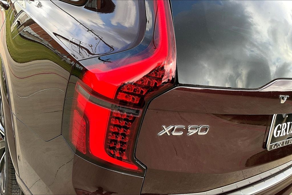 2026 Volvo XC90 B6 Ultra