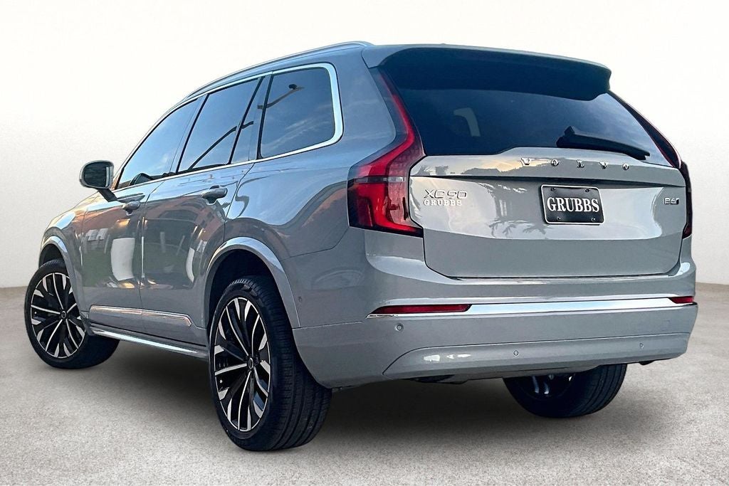 2027 Volvo XC90 B6 Ultra