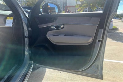 2026 Volvo XC90 B6 Ultra