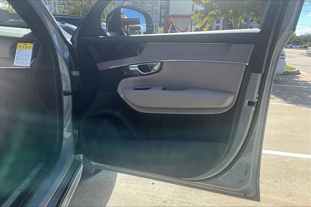 2026 Volvo XC90 B6 Ultra