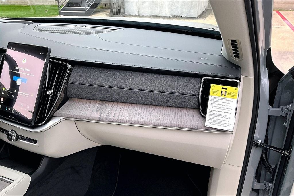 2026 Volvo XC90 B6 Ultra