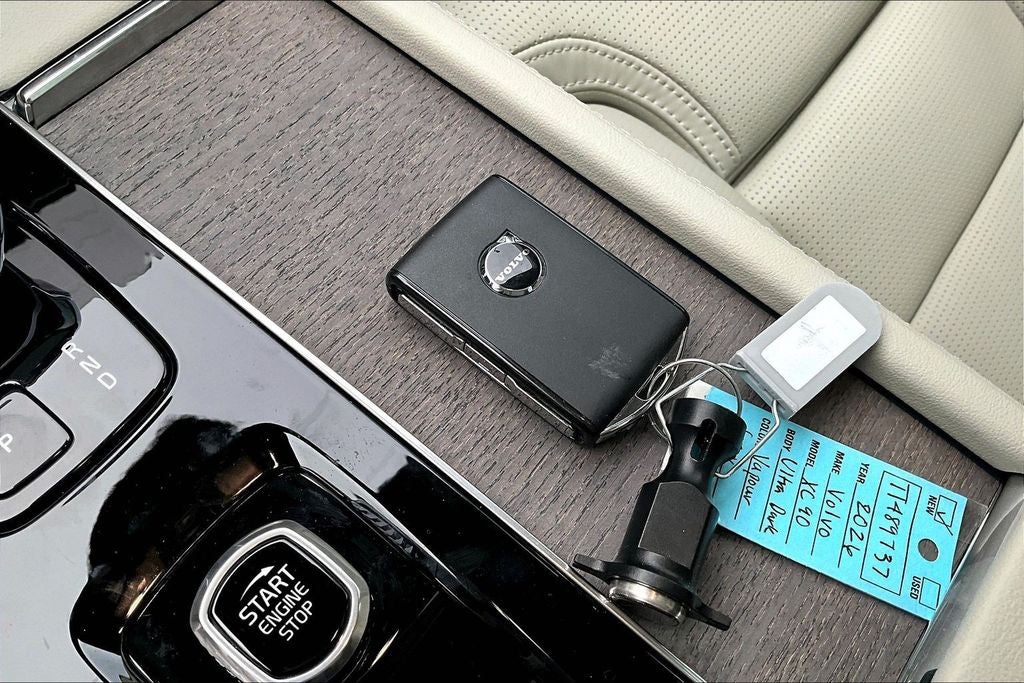 2026 Volvo XC90 B6 Ultra