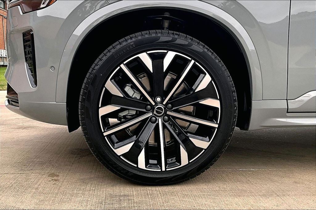 2026 Volvo XC90 B6 Ultra