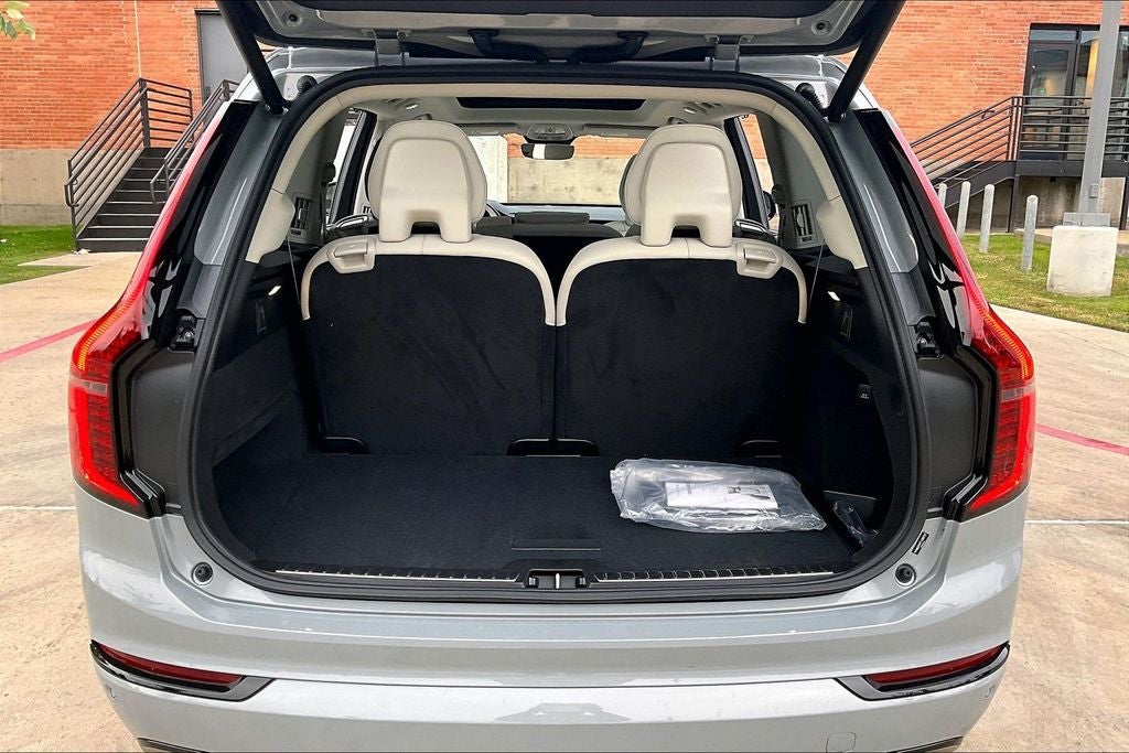 2026 Volvo XC90 B6 Ultra