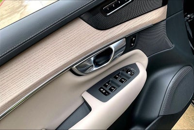2026 Volvo XC90 B6 Ultra