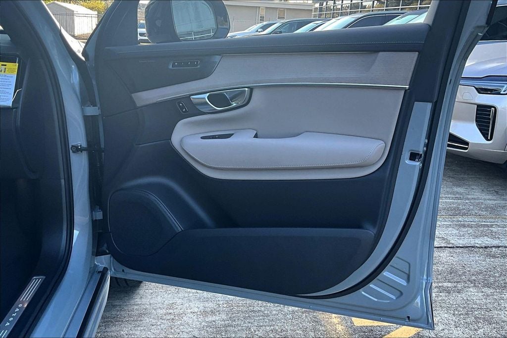 2026 Volvo XC90 B6 Ultra