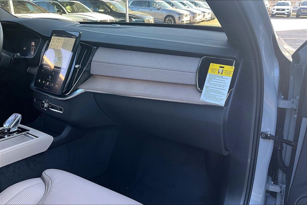 2026 Volvo XC90 B6 Ultra