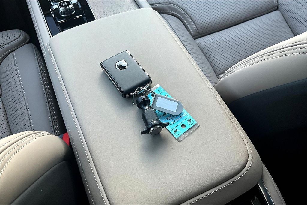 2026 Volvo XC90 B6 Ultra