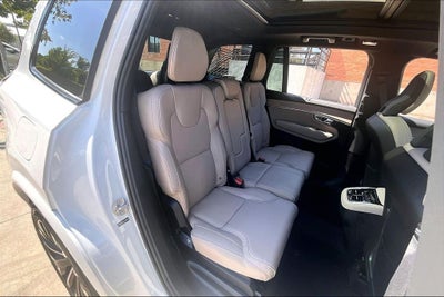 2027 Volvo XC90 B6 Ultra