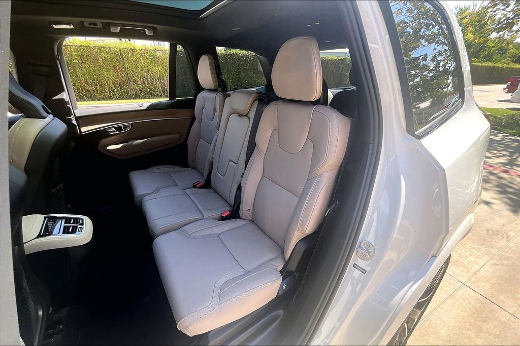 2027 Volvo XC90 B6 Ultra