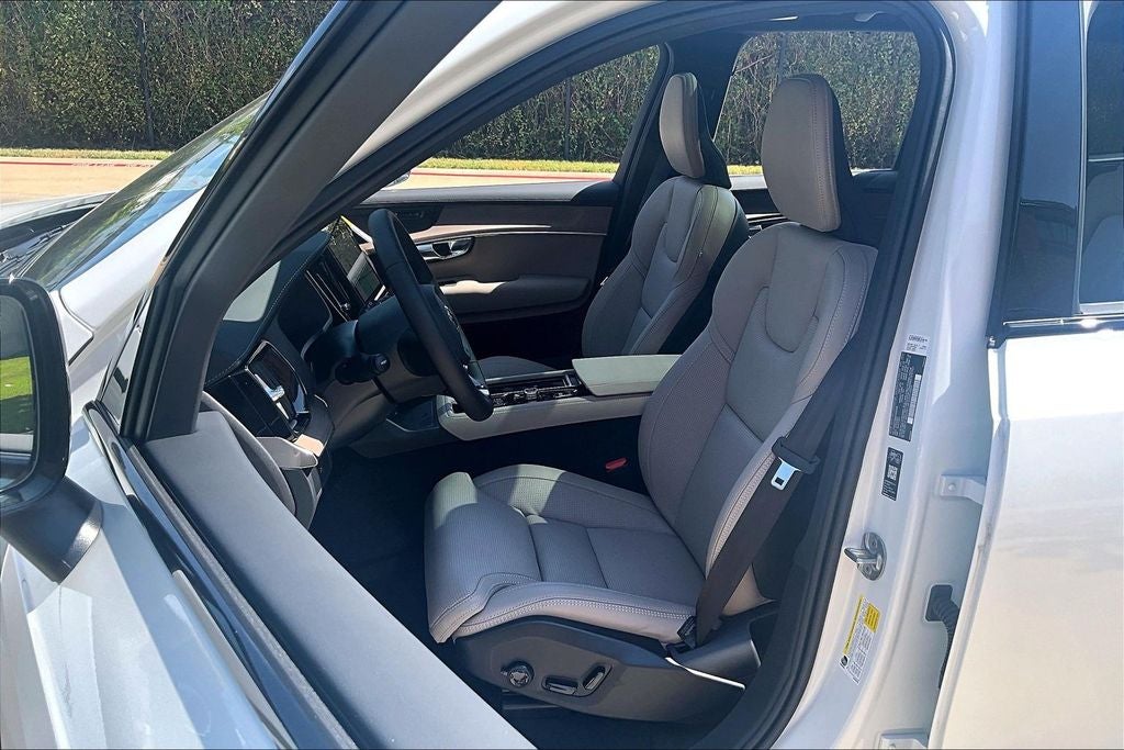2027 Volvo XC90 B6 Ultra