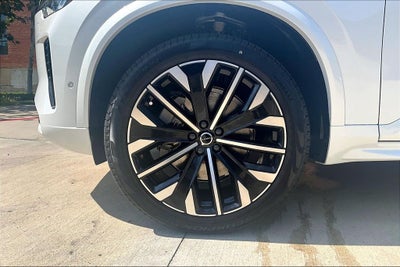 2027 Volvo XC90 B6 Ultra