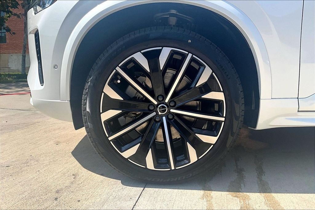 2027 Volvo XC90 B6 Ultra