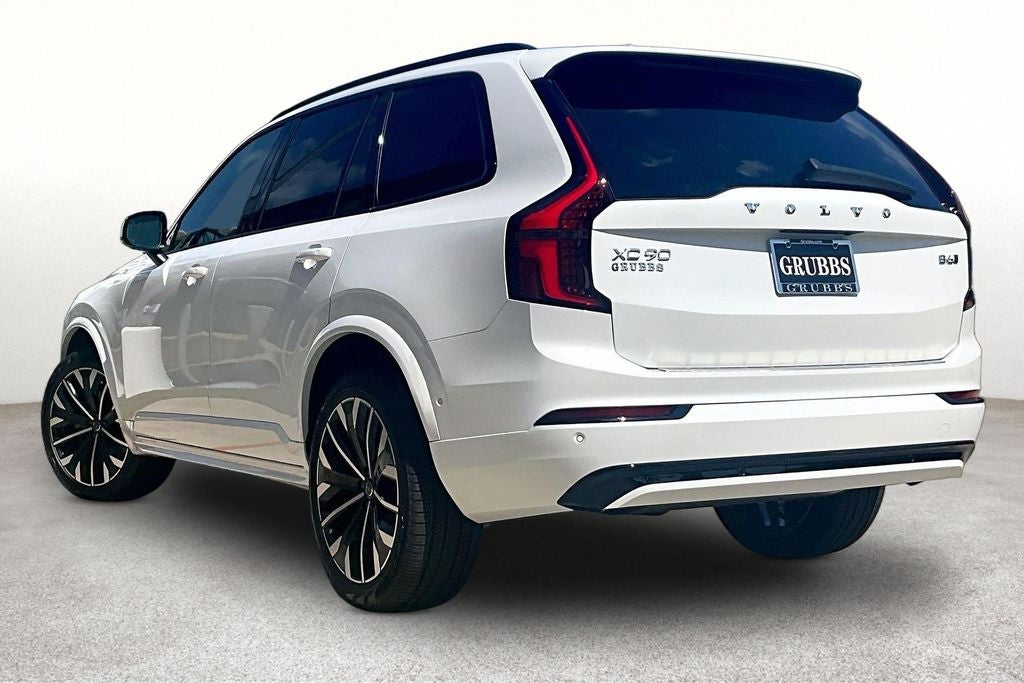2027 Volvo XC90 B6 Ultra