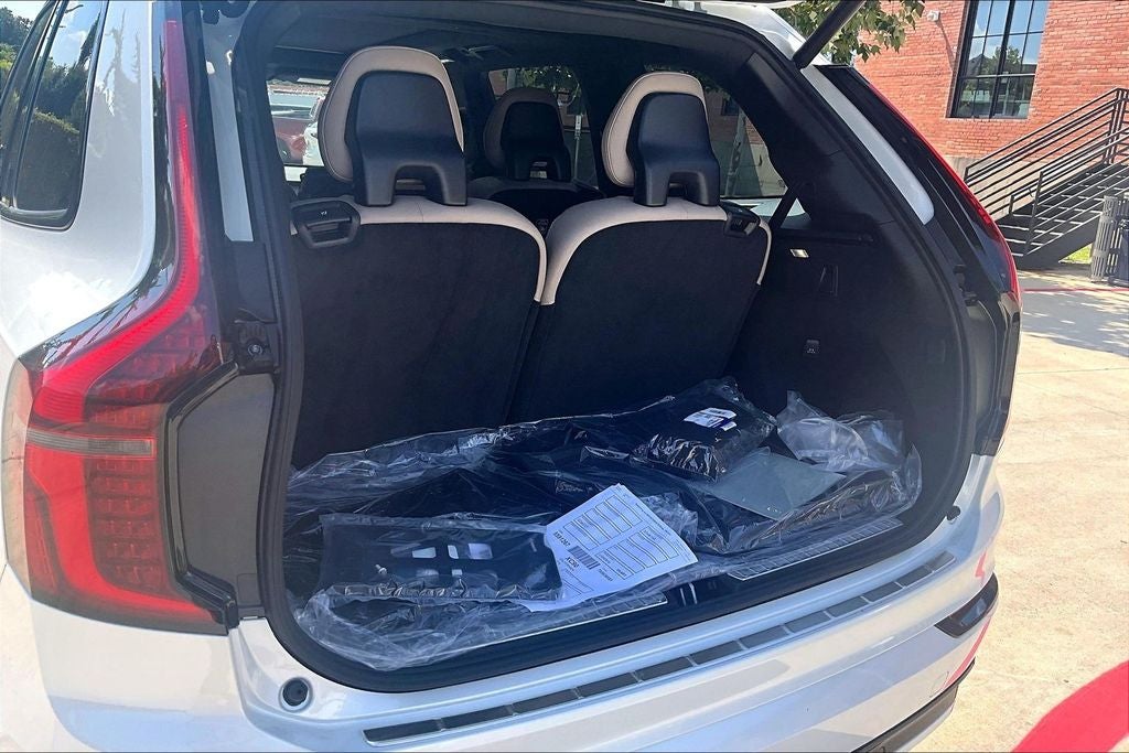 2027 Volvo XC90 B6 Ultra