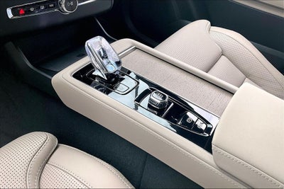 2026 Volvo XC90 B6 Ultra