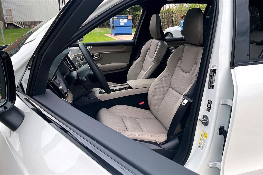 2026 Volvo XC90 B6 Ultra