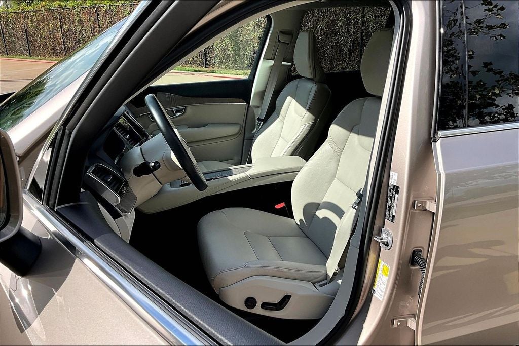 2023 Volvo XC90 B6 Plus 7-Seater
