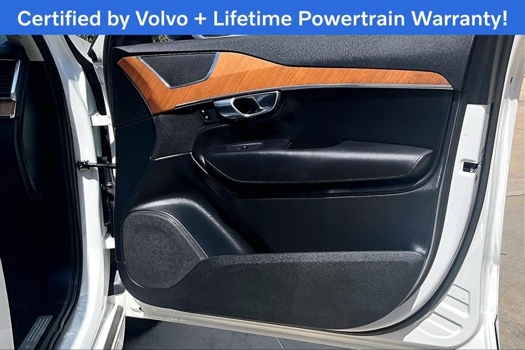 2023 Volvo XC90 B6 Core