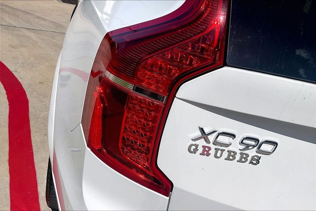 2023 Volvo XC90 B6 Core