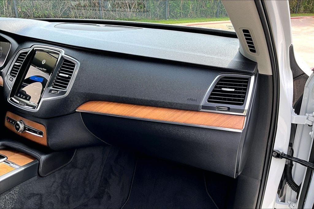 2023 Volvo XC90 B6 Core