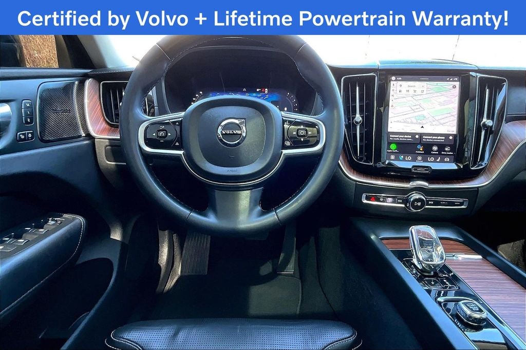 2023 Volvo XC60 B6 Ultimate Bright Theme