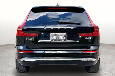 2023 Volvo XC60 B6 Ultimate Bright Theme
