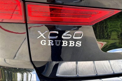 2023 Volvo XC60 B6 Ultimate Bright Theme