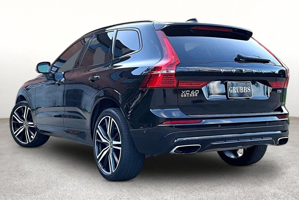 2021 Volvo XC60 T5 R-Design